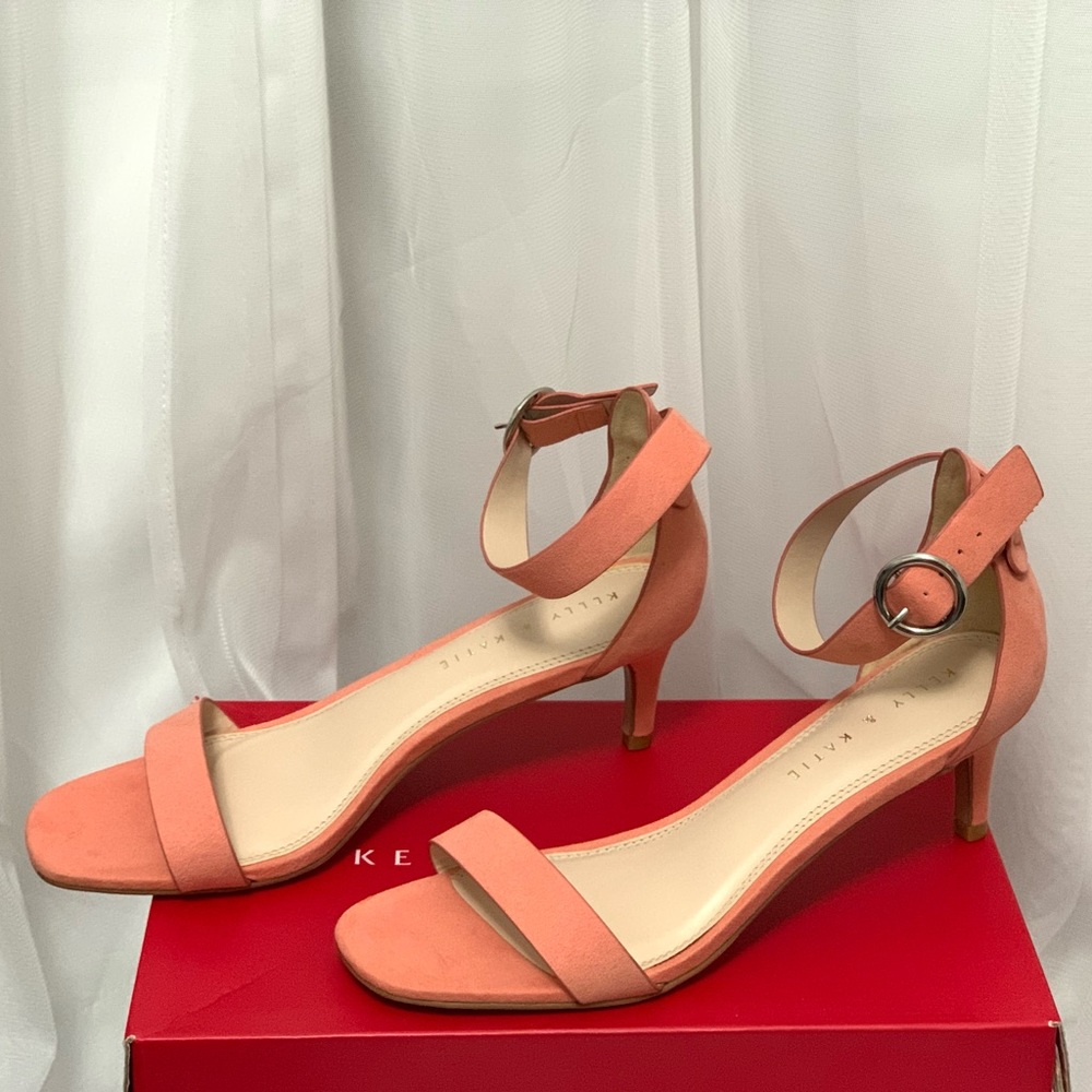 Peach Colored Sandal/Heels
